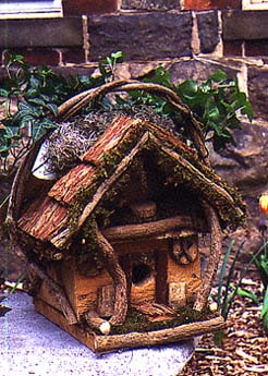 Birdhouse planters with ivy